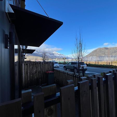 Queenstown Studio - 5Mins To Airport - Aircond - Free Wifi - Walk To Centre Esterno foto