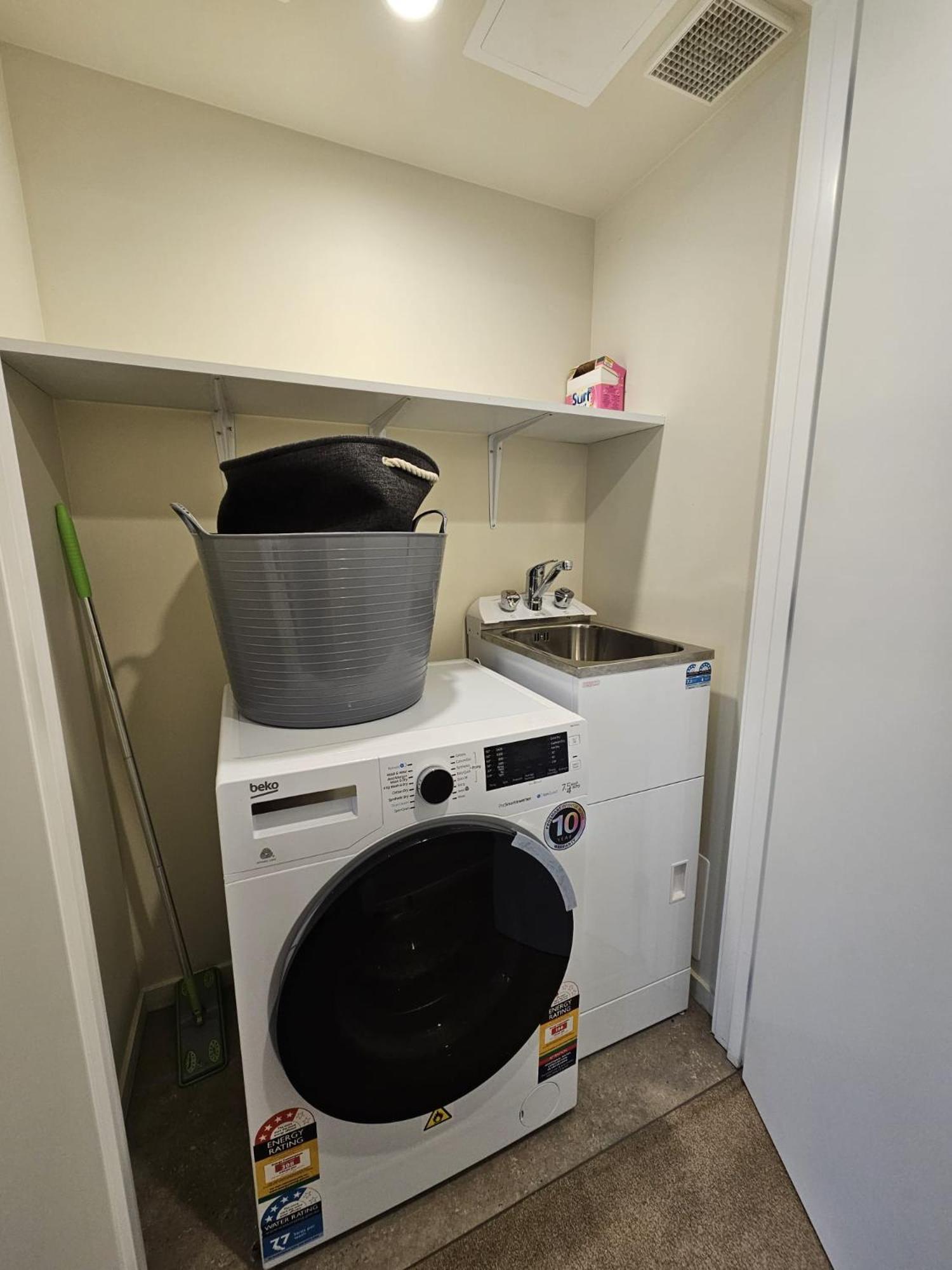 Queenstown Studio - 5Mins To Airport - Aircond - Free Wifi - Walk To Centre Esterno foto