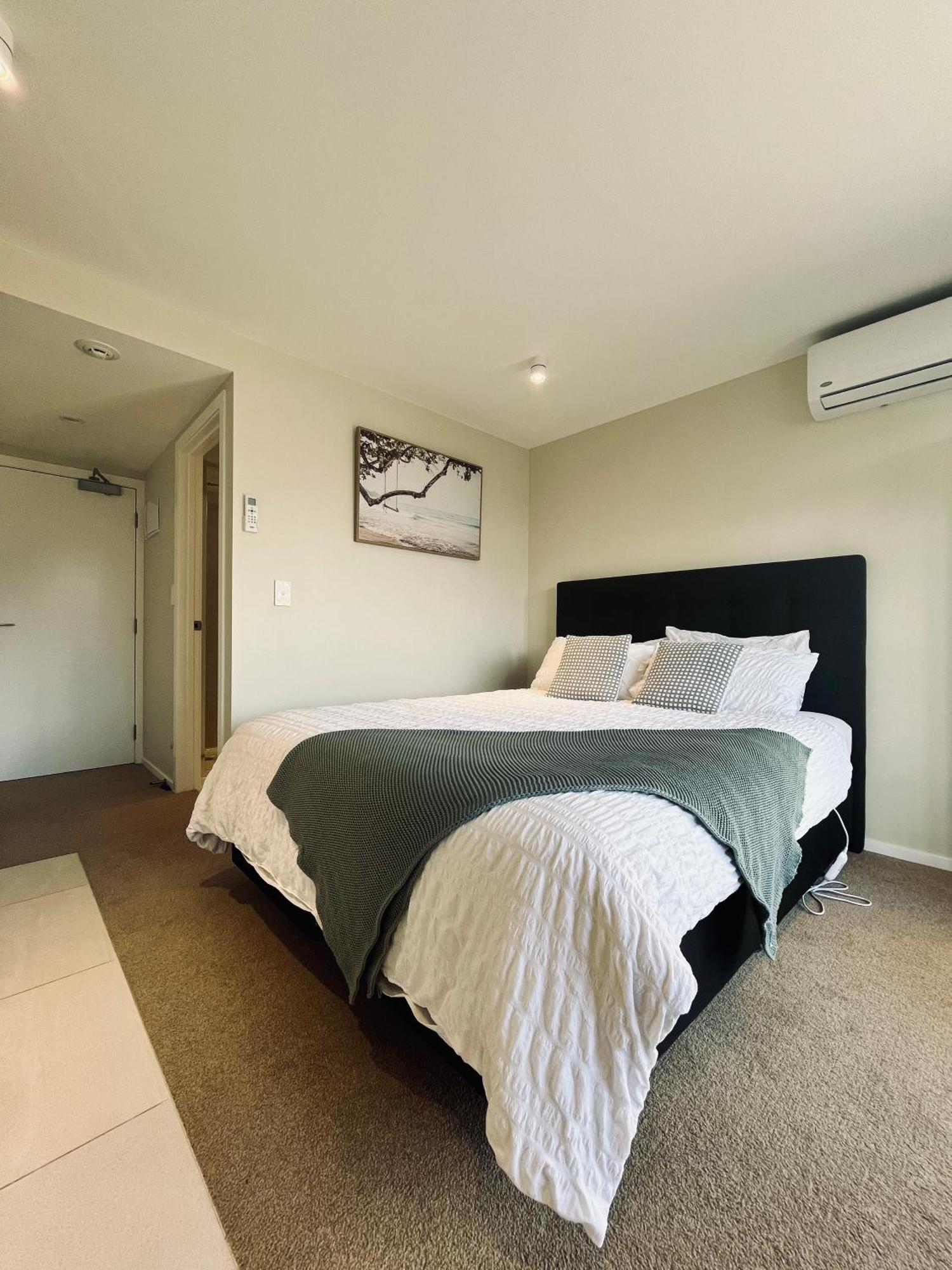 Queenstown Studio - 5Mins To Airport - Aircond - Free Wifi - Walk To Centre Esterno foto